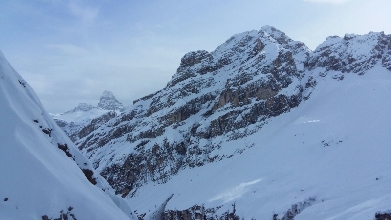 Boarderline_cortina_d_ampezzo_powder_nevefresca_freeride_cristallo_canale_uno_adriana7